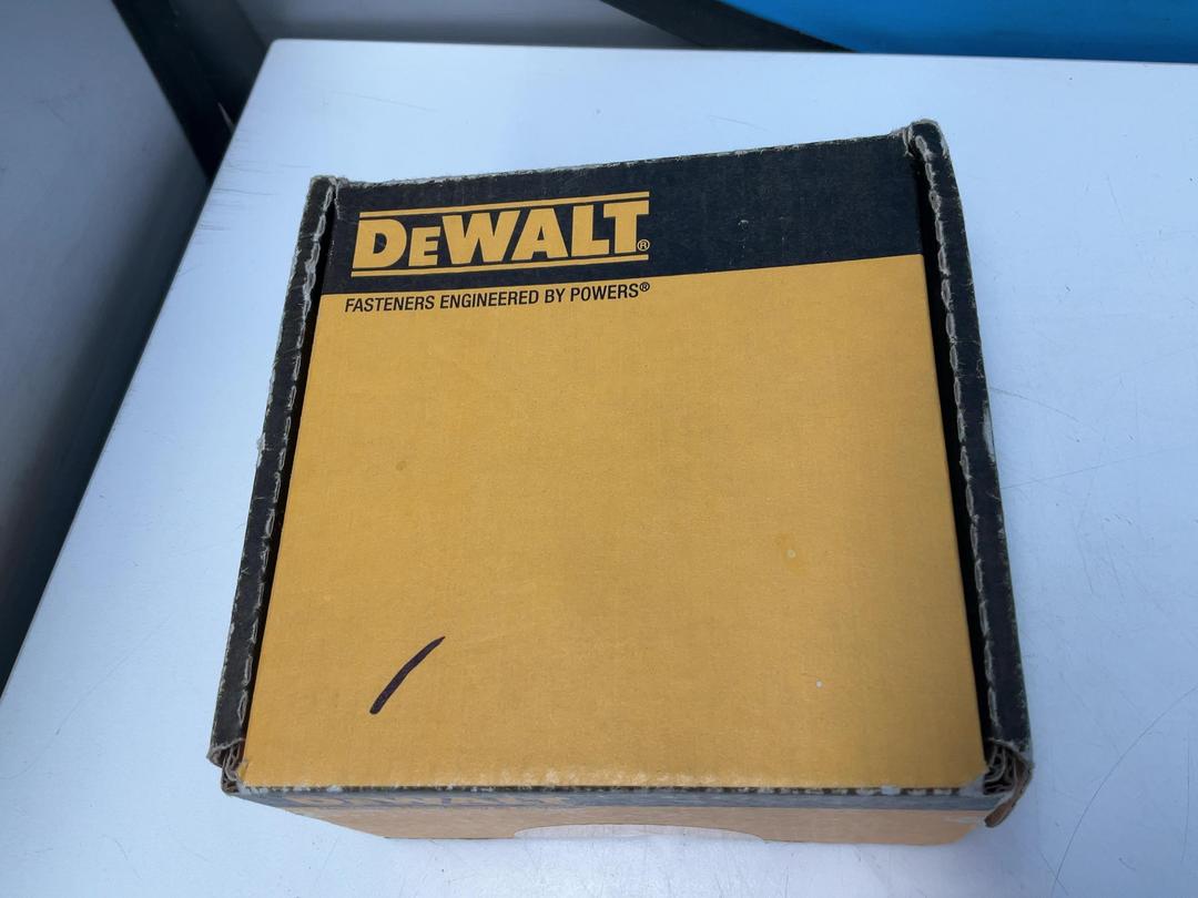 Photo '3' of DeWalt Sleeve Anchors C/Sunk - Zinc Photo '3' of DeWalt Sleeve Anchors C/Sunk - Zinc