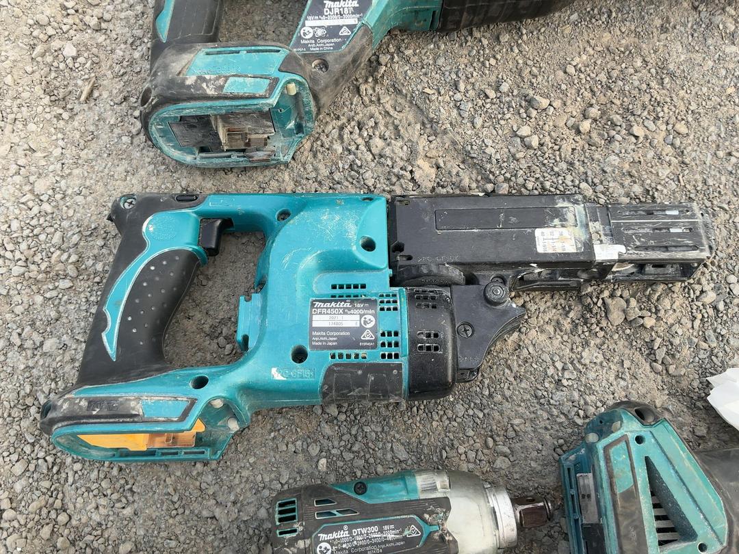 Photo '10' of Makita Battery Powered Tool Bundle Photo '10' of Makita Battery Powered Tool Bundle