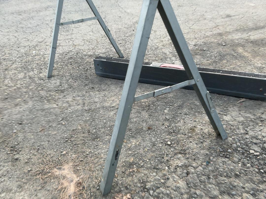 Photo '5' of Portable Metal Saw Horses Photo '5' of Portable Metal Saw Horses
