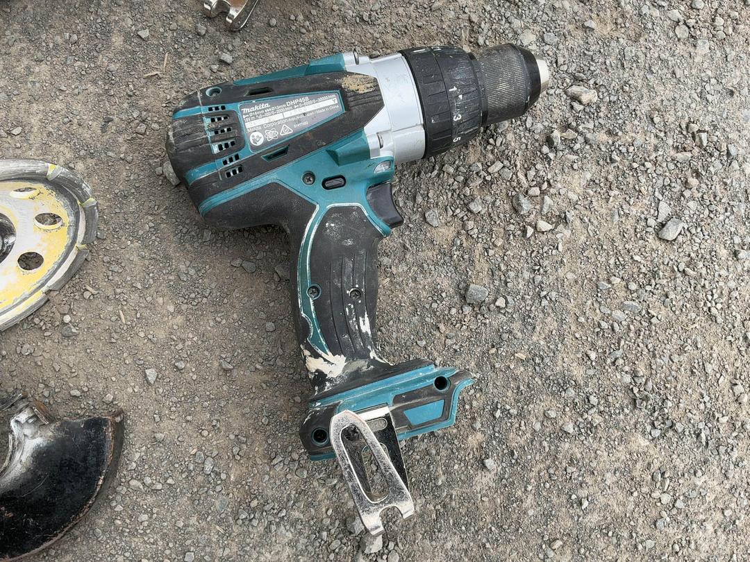 Photo '4' of Makita Builders Bundle Battery Power Tools (Skins only) Photo '4' of Makita Builders Bundle Battery Power Tools (Skins only)