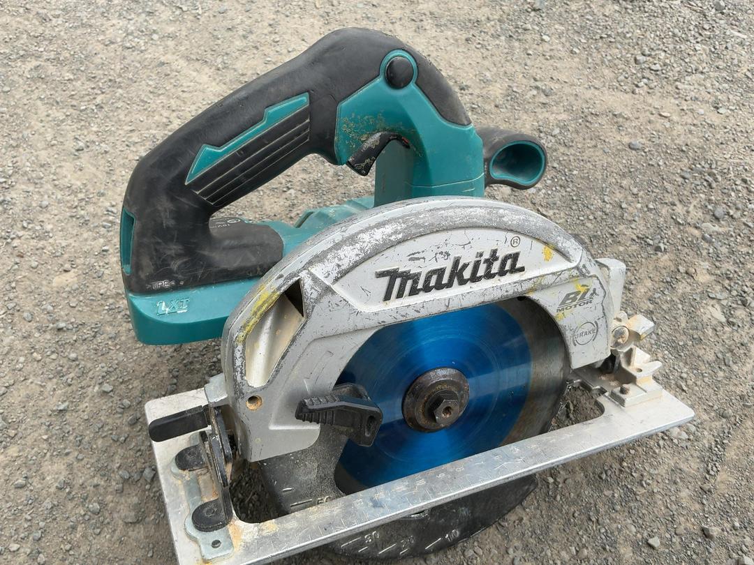 Photo '8' of Makita Builders Bundle Battery Power Tools (Skins only) Photo '8' of Makita Builders Bundle Battery Power Tools (Skins only)