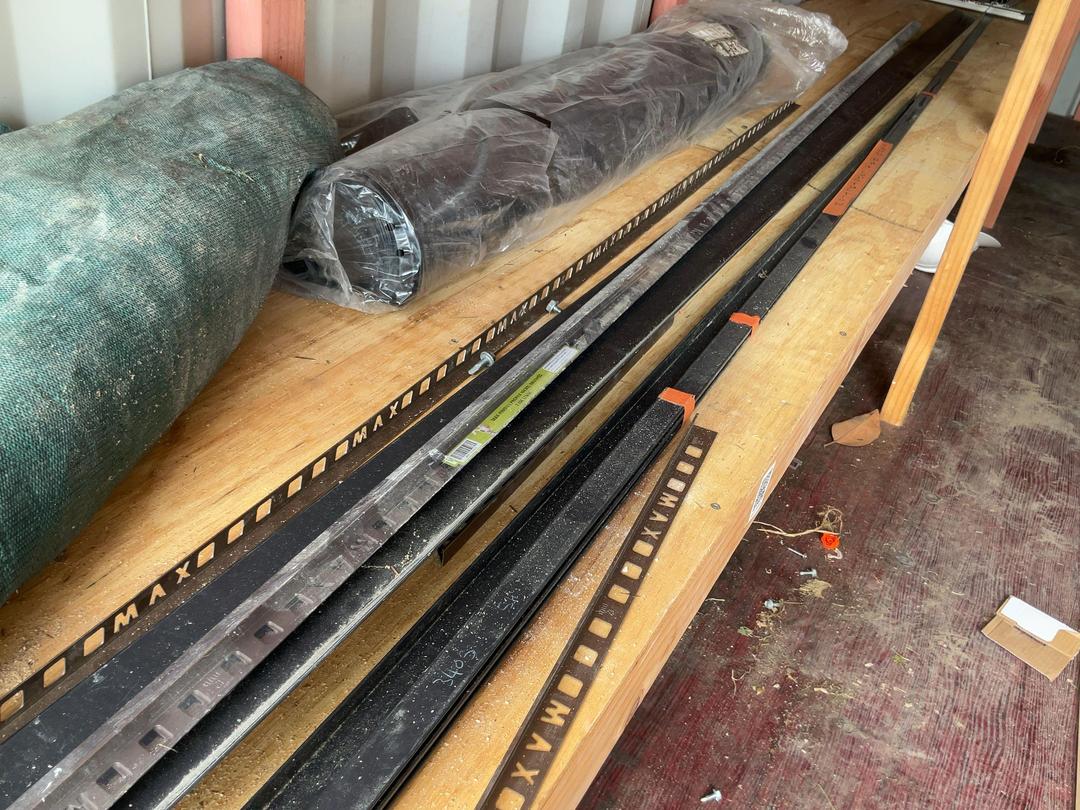 Photo '5' of Selection of building supplies - 3 Photo '5' of Selection of building supplies - 3