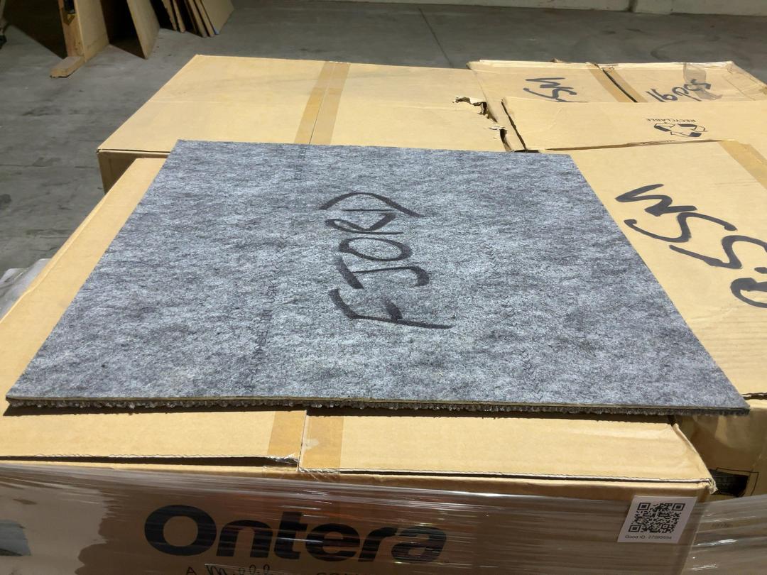 Photo '4' of 5 x boxes of carpet tiles Photo '4' of 5 x boxes of carpet tiles