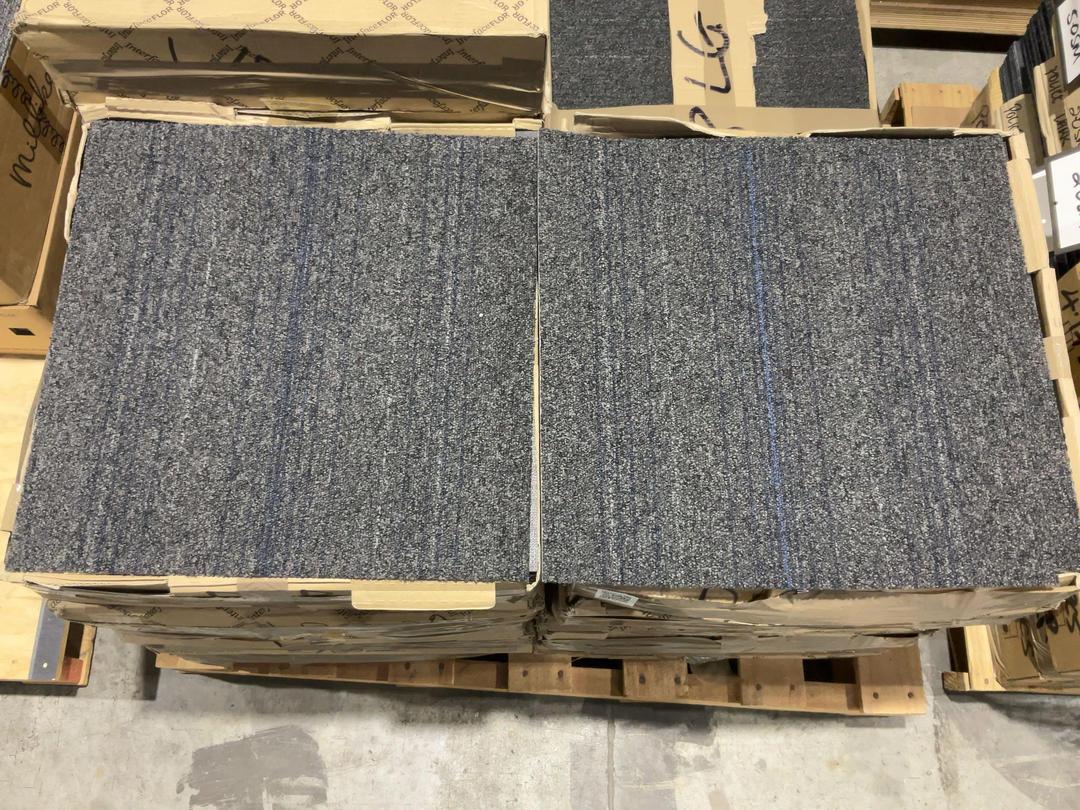 Photo '2' of 11 x boxes of carpet tiles Photo '2' of 11 x boxes of carpet tiles