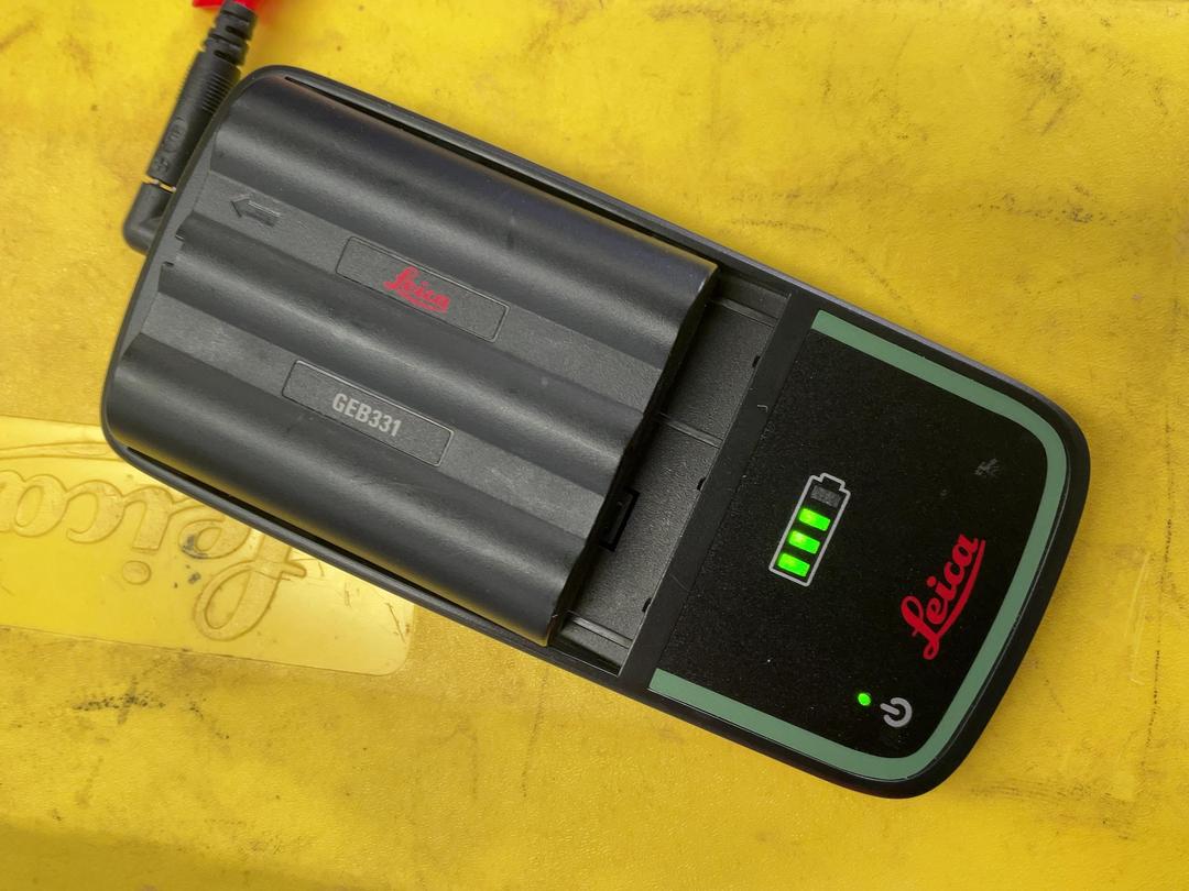 Photo '7' of LEICA - iCG70T Icon Tilt Rover - GNSS and an Inertial Measurement Unit Photo '7' of LEICA - iCG70T Icon Tilt Rover - GNSS and an Inertial Measurement Unit