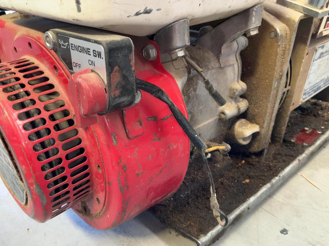 Photo '8' of Honda Generator Photo '8' of Honda Generator