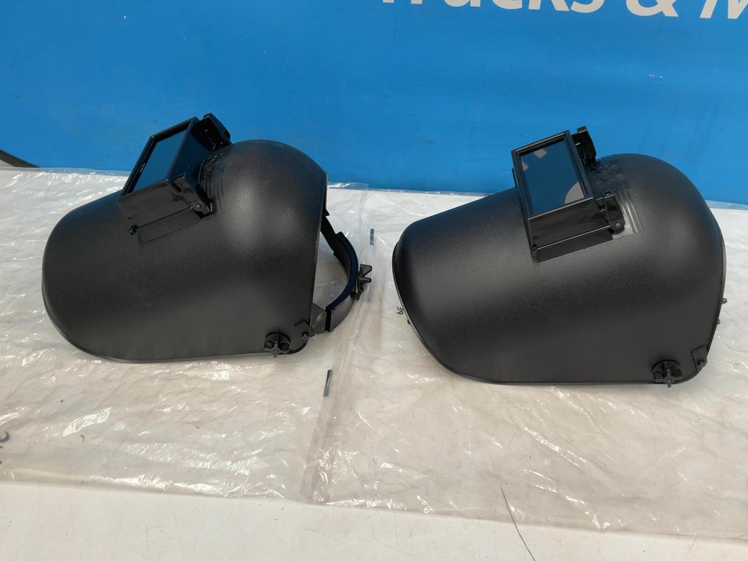 Photo '4' of 2x BOC Welding Masks - *New* Photo '4' of 2x BOC Welding Masks - *New*