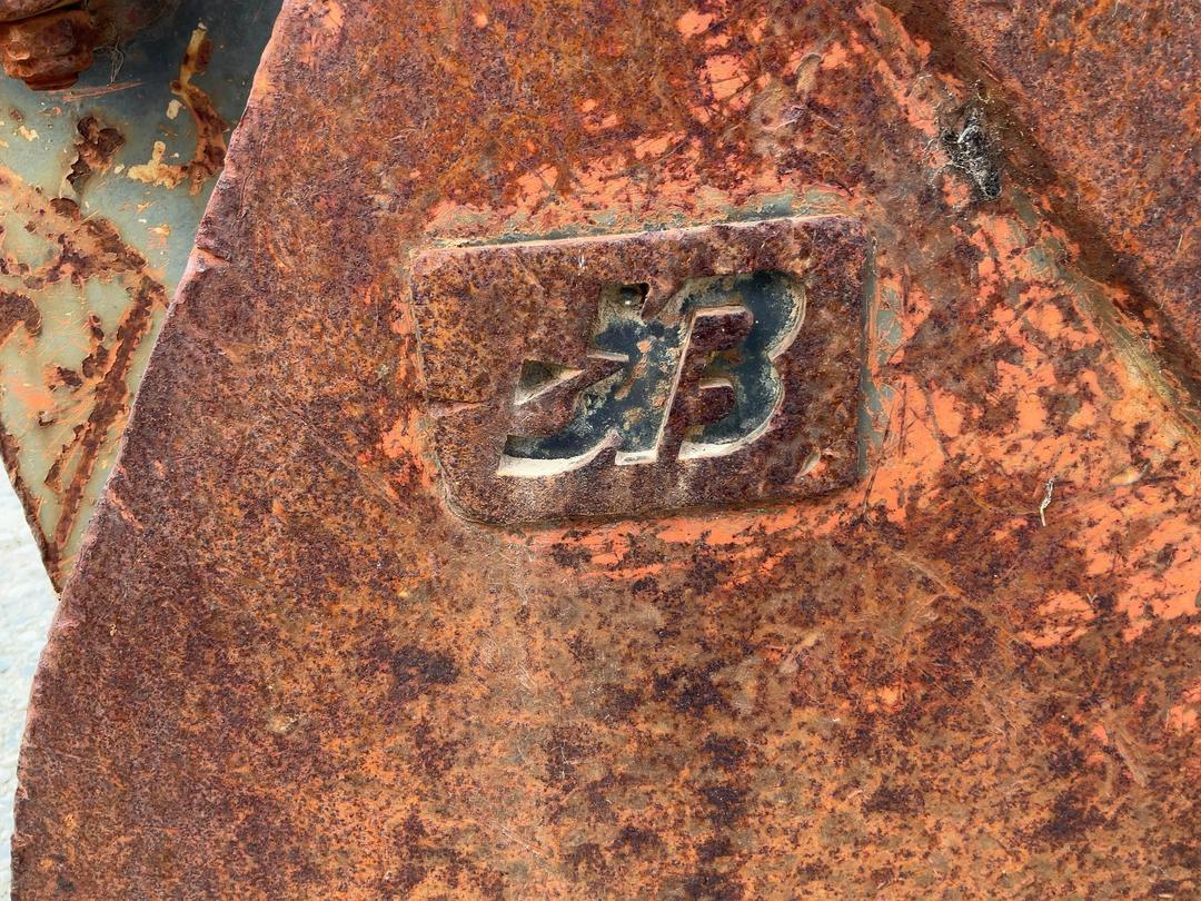 Photo '3' of Digger Bucket Photo '3' of Digger Bucket