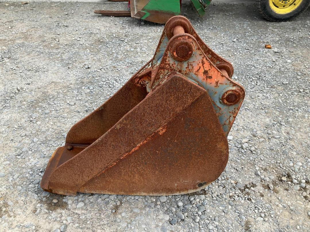 Photo '5' of Digger Bucket Photo '5' of Digger Bucket