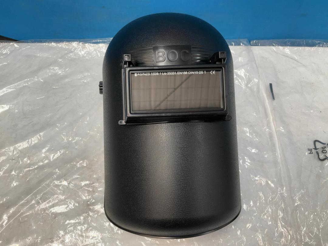 Photo '3' of 2x BOC Welding Masks - *New* Photo '3' of 2x BOC Welding Masks - *New*