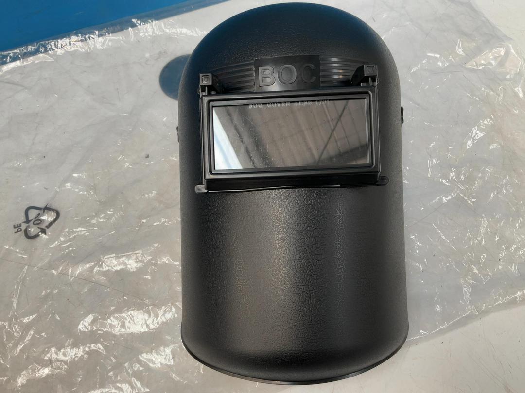 Photo '4' of 2x BOC Welding Masks - *New* Photo '4' of 2x BOC Welding Masks - *New*