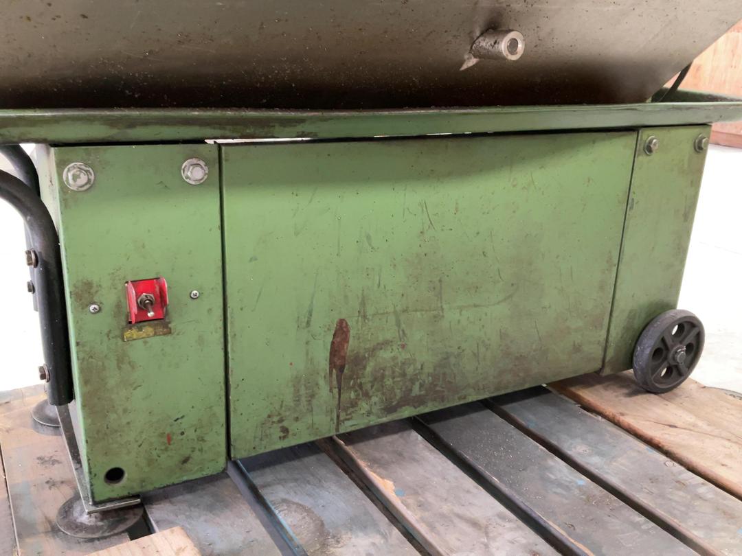 Photo '5' of Paykel saw Photo '5' of Paykel saw