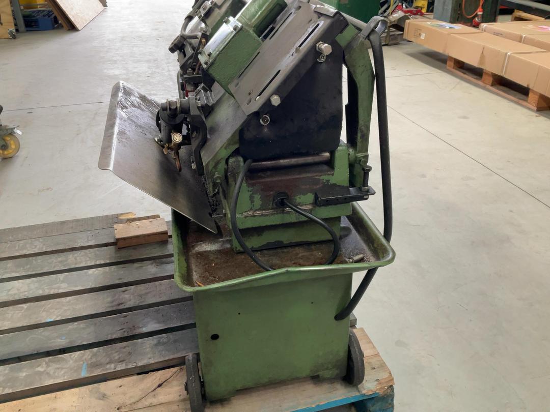 Photo '6' of Paykel saw Photo '6' of Paykel saw