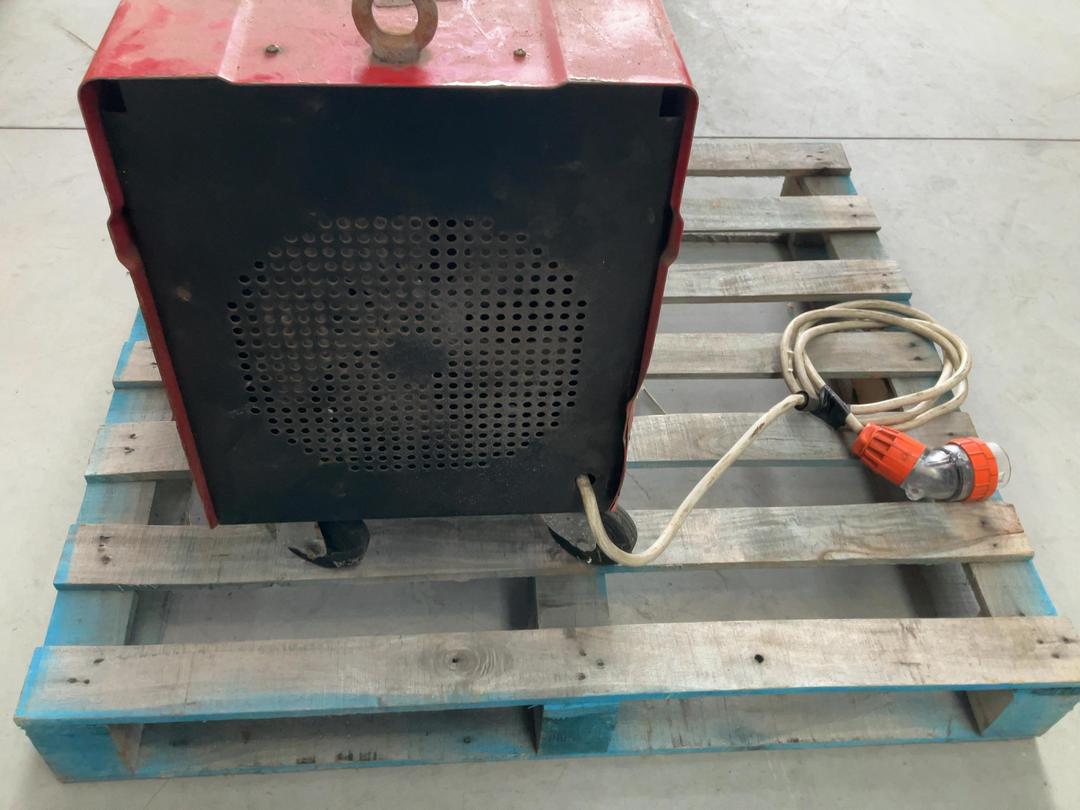 Photo '4' of Hidin weld master Photo '4' of Hidin weld master