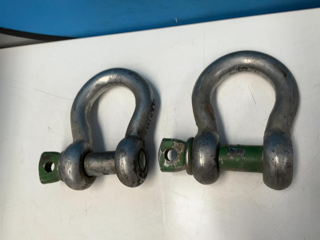 Photo '5' of 2x WLL8.5T Shackles or Similar Photo '5' of 2x WLL8.5T Shackles or Similar