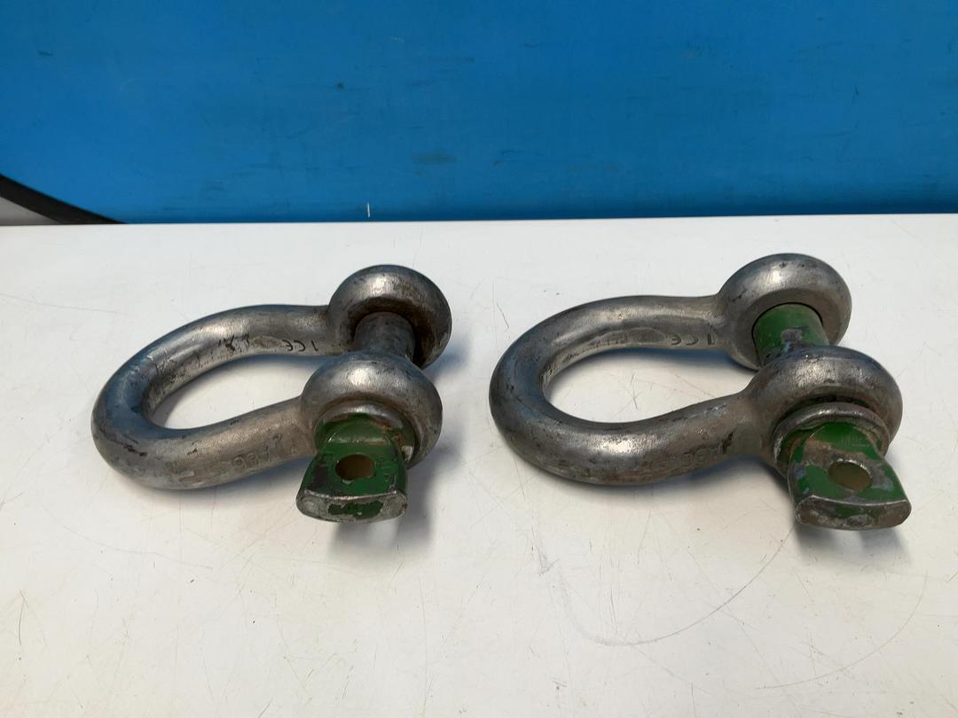 Photo '8' of 2x WLL8.5T Shackles or Similar Photo '8' of 2x WLL8.5T Shackles or Similar