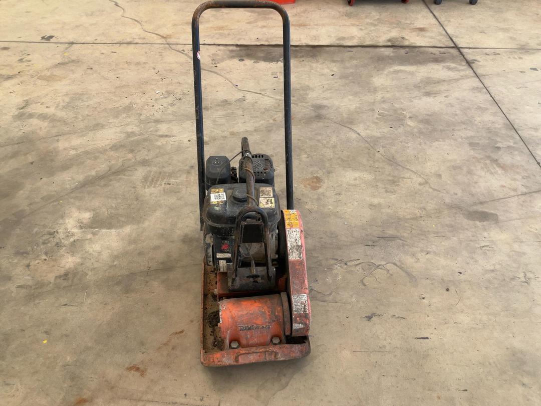 Photo '2' of Mikasa Plate Compactor