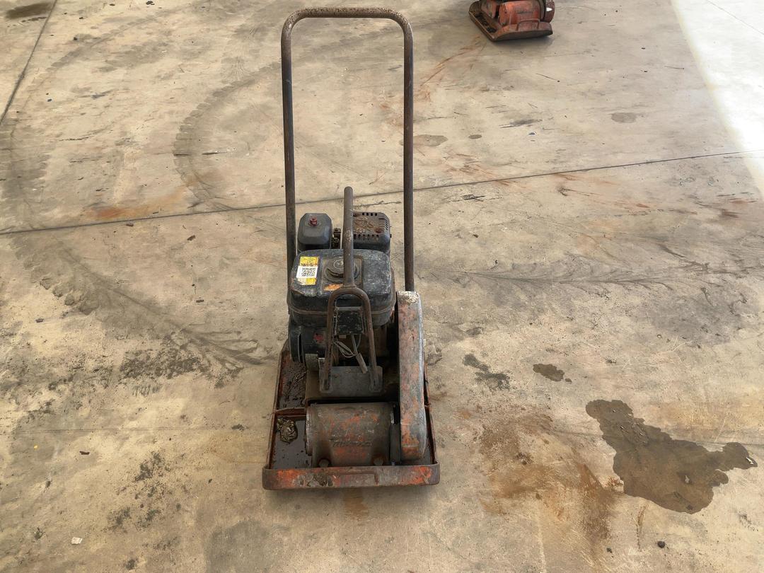 Photo '2' of Mikasa Plate Compactor