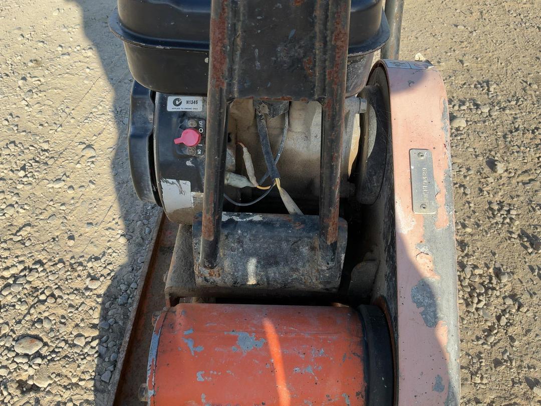 Photo '6' of Mikasa MVC-F60R Compactor Photo '6' of Mikasa MVC-F60R Compactor