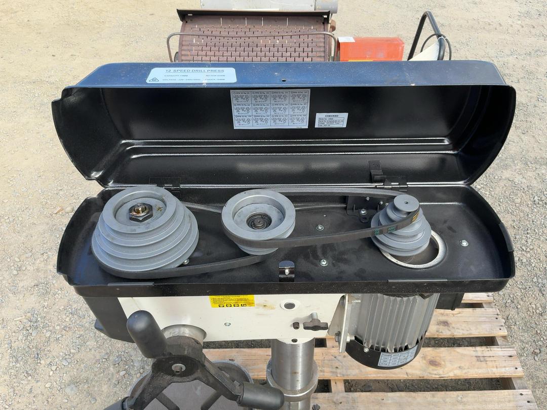 Photo '9' of Garrick Machine Tools 12-Speed Drill Press
