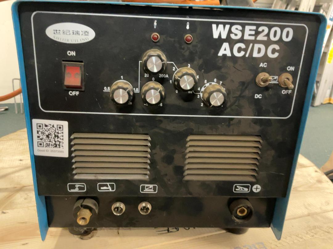 Photo '2' of Welding Machine Photo '2' of Welding Machine