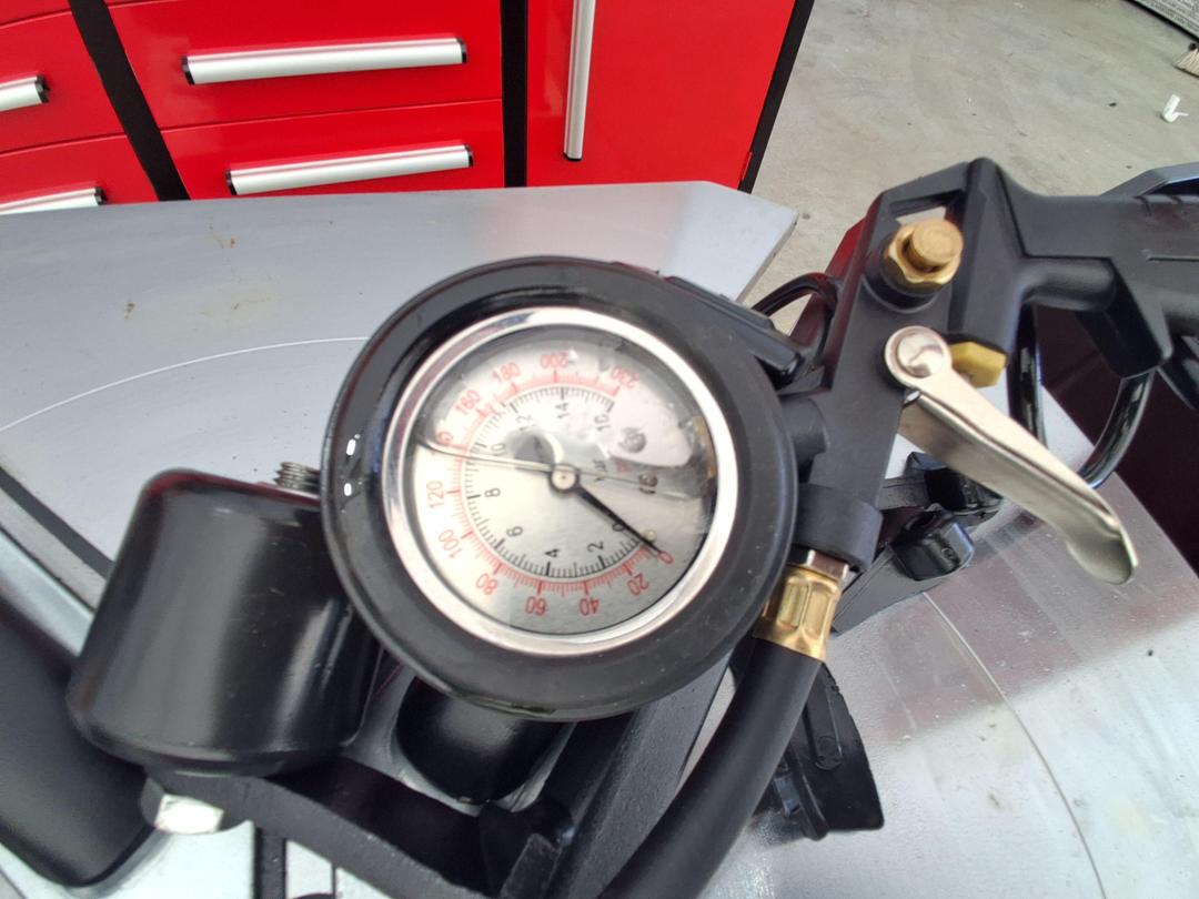 Photo '8' of Commercial Car Tyre Changer *NEW*