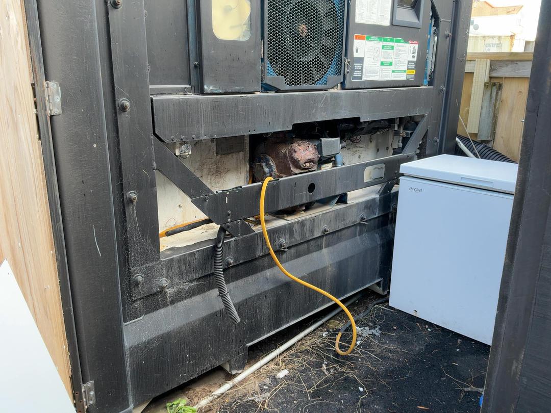 Photo '4' of 10ft Insulated Container with Cladding