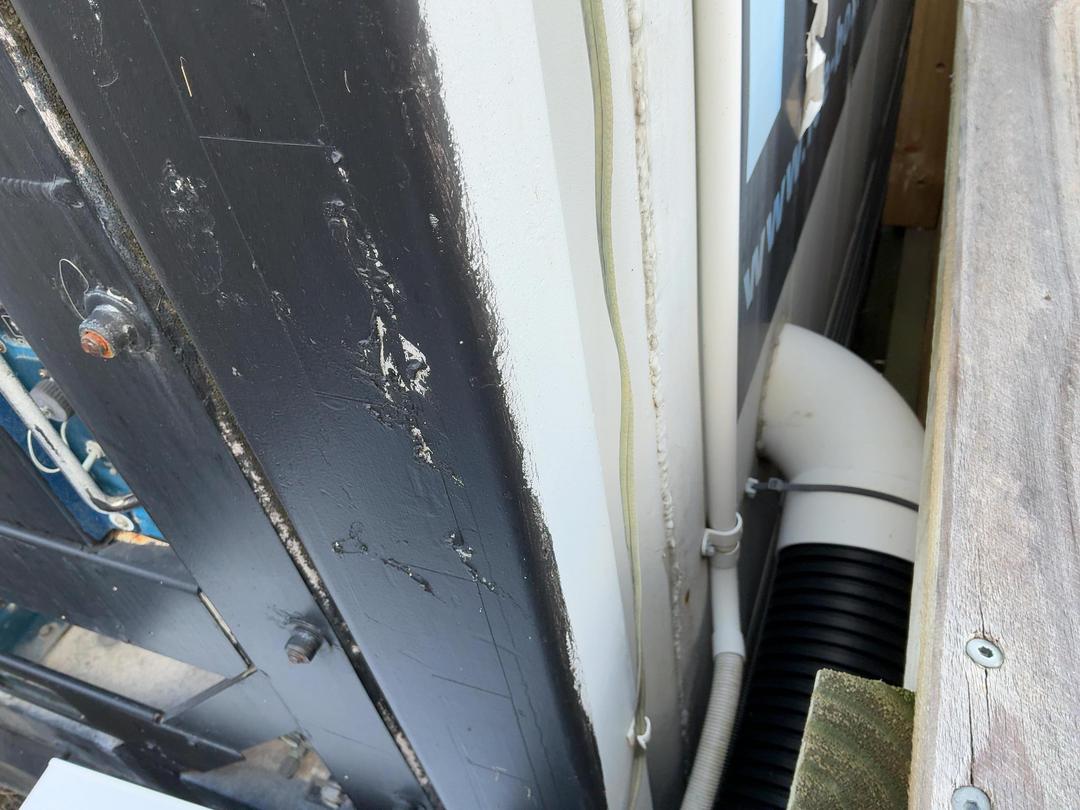 Photo '10' of 10ft Insulated Container with Cladding