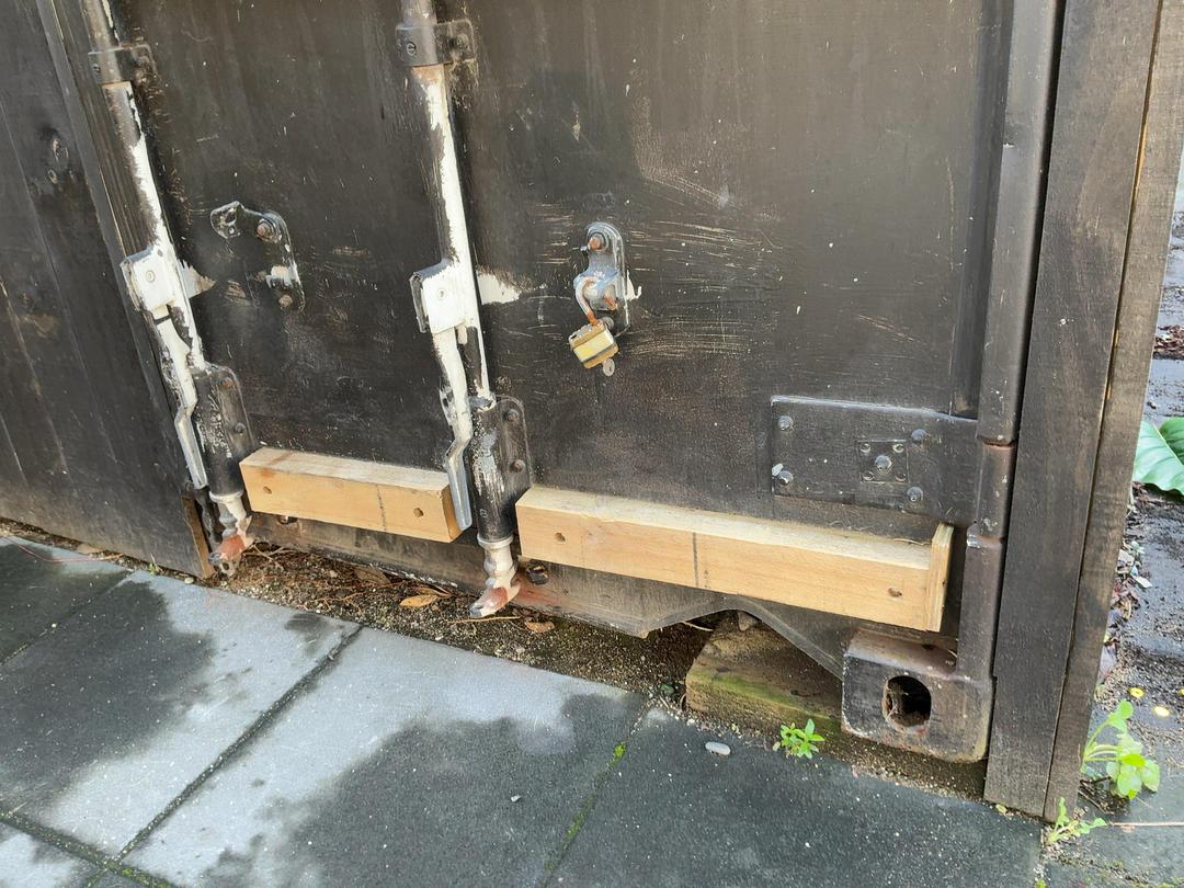 Photo '14' of 10ft Insulated Container with Cladding