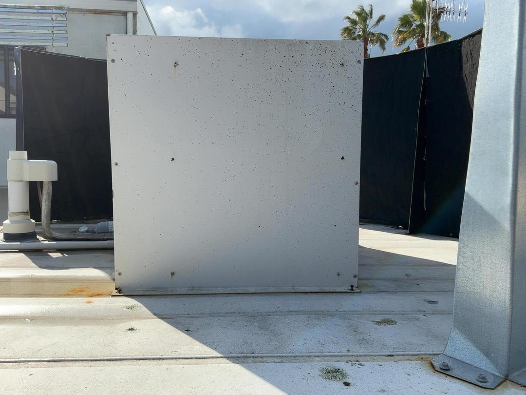 Photo '21' of 10ft Insulated Container with Cladding