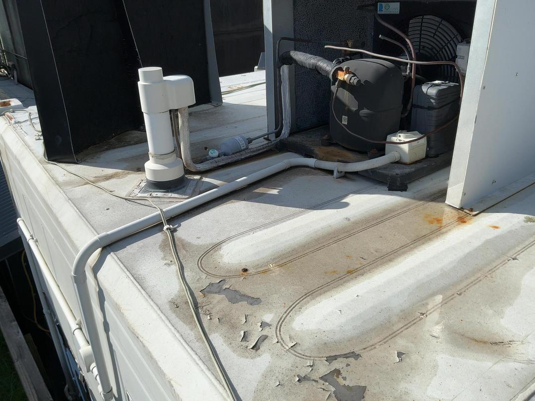 Photo '26' of 10ft Insulated Container with Cladding