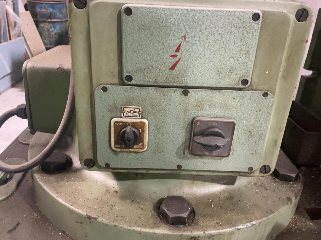 Photo '8' of Csepel RF20 Radial Drilling Machine Photo '8' of Csepel RF20 Radial Drilling Machine