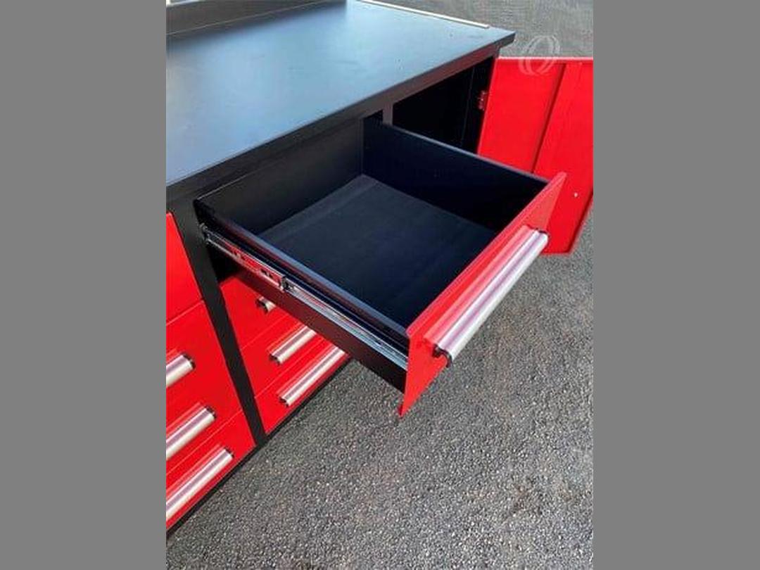 Photo '5' of Workbench on Castors - 12 Draw / 2 Storage Cupboards - 10FT  *NEW*