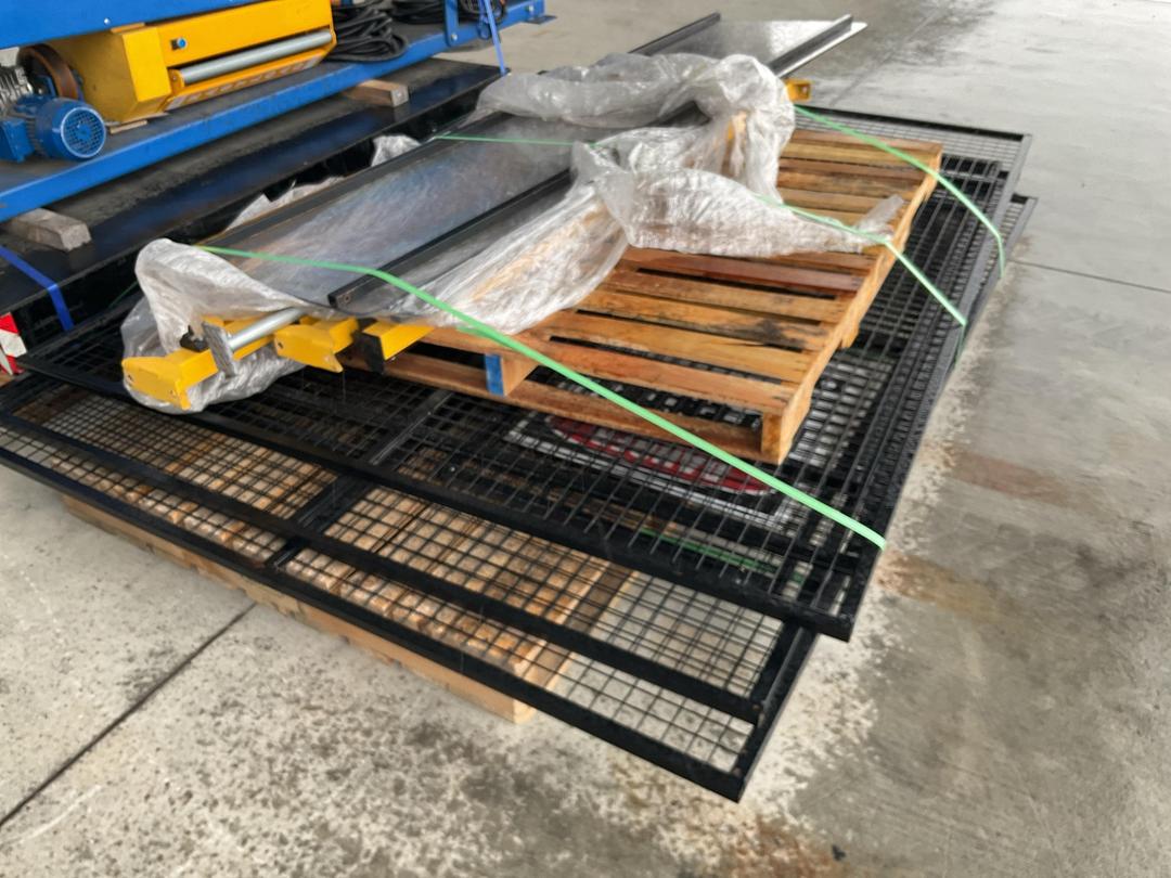 Photo '4' of JMP Engineering Industrial Pallet Wrapper