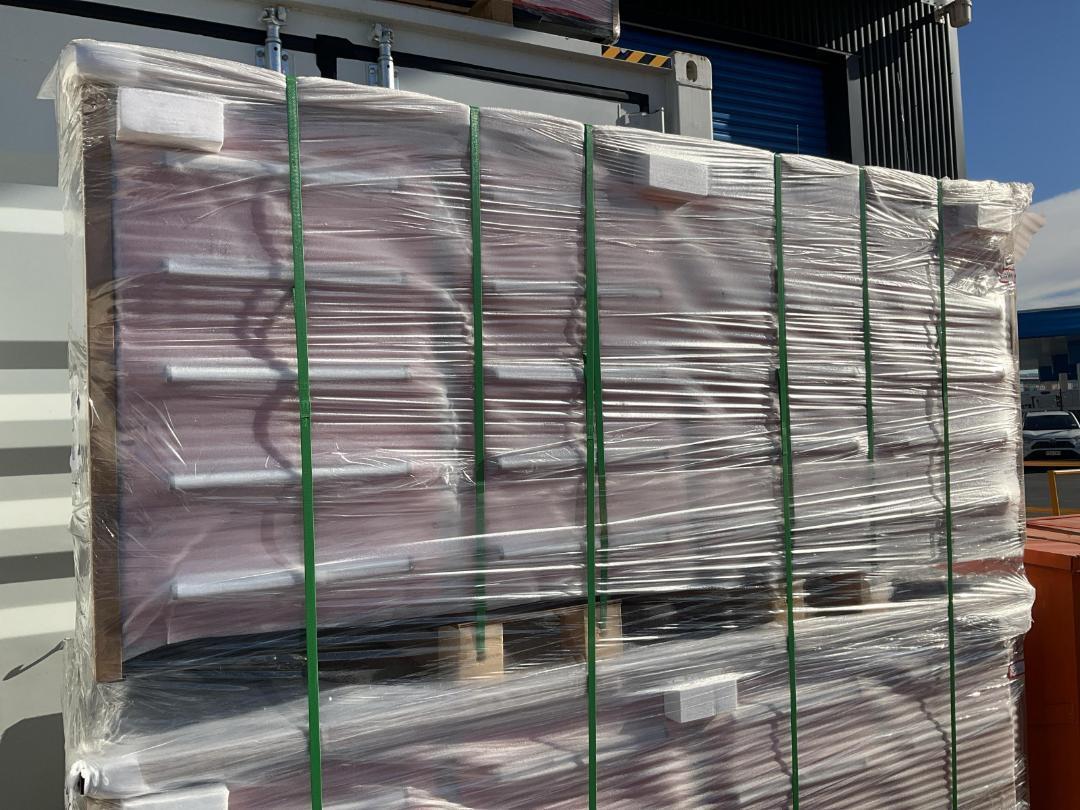 Photo '8' of Workbench - 10 Draw / 2 Storage Cupboards *NEW*