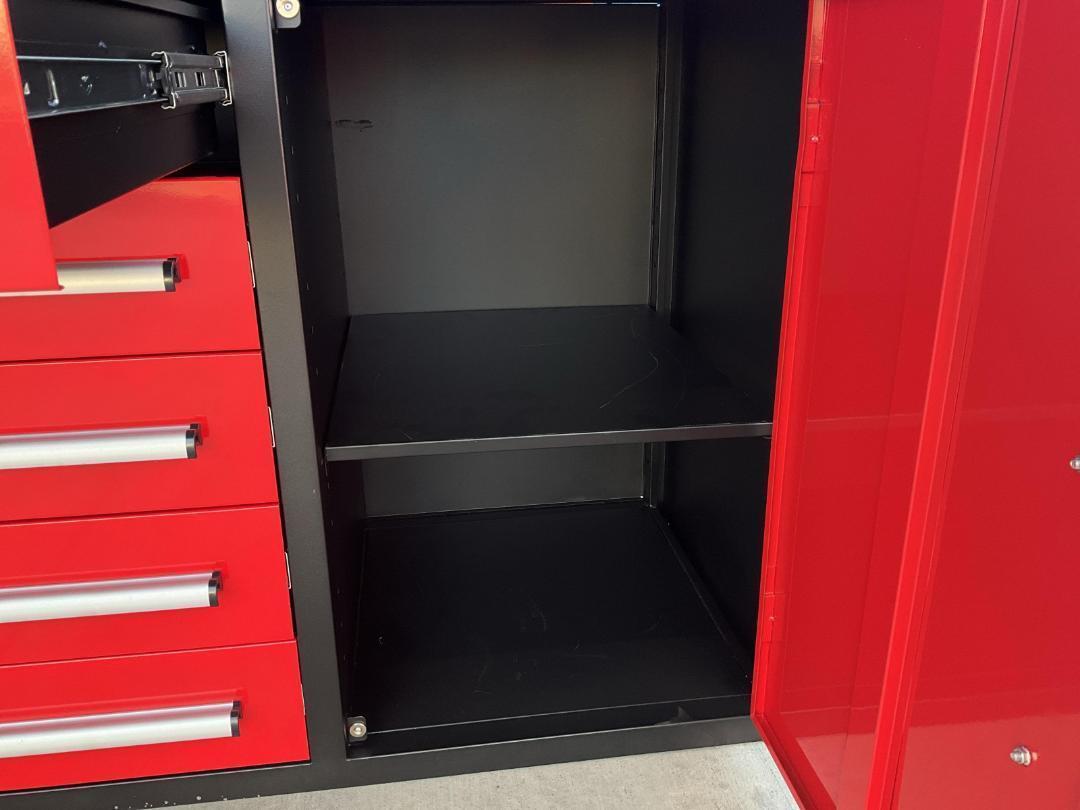 Photo '4' of Workbench - 10 Draw / 2 Storage Cupboards *NEW*