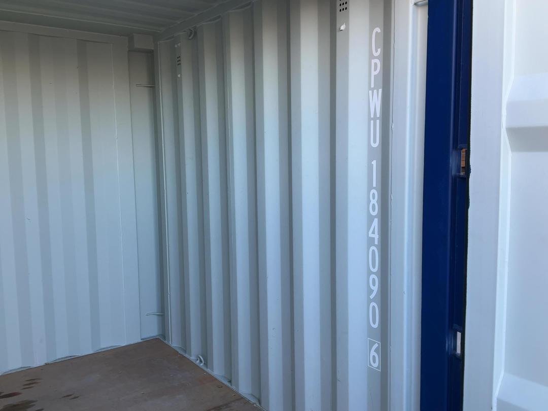 Photo '5' of 8ft Container Photo '5' of 8ft Container