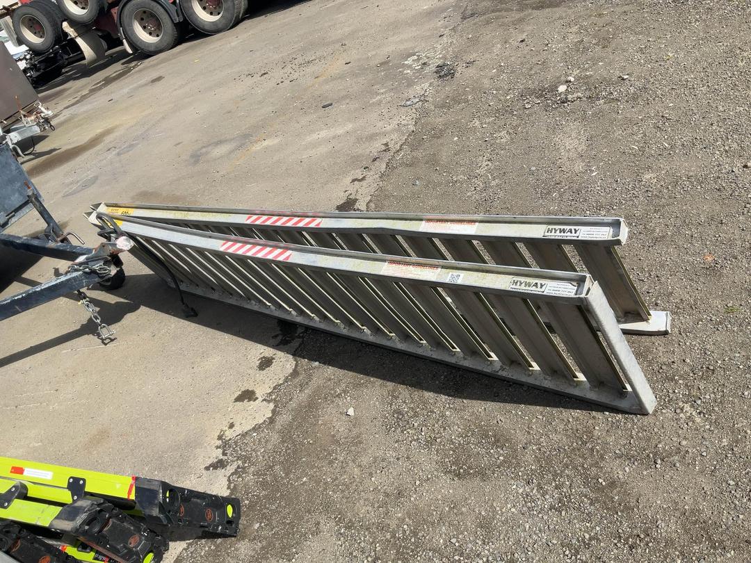 Photo '2' of Hyway Ramps 600kg Per Pair Photo '2' of Hyway Ramps 600kg Per Pair