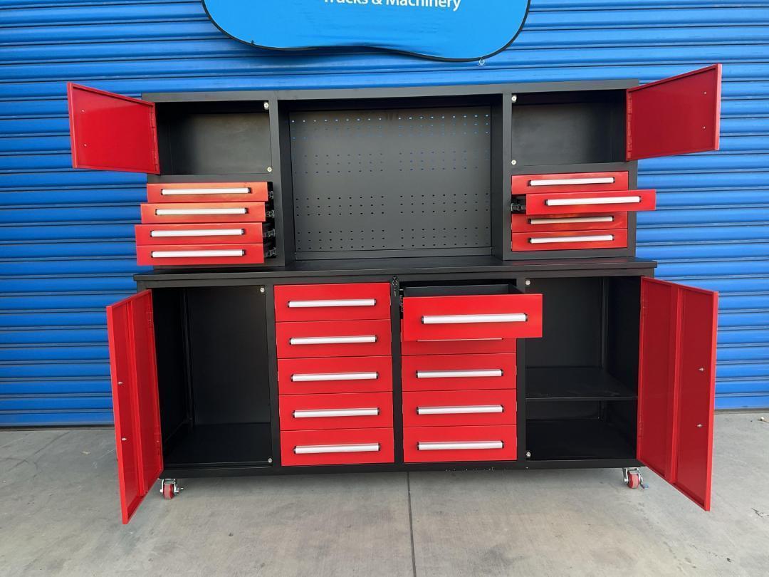Photo '3' of Workbench - 18 Drawer / 4 Cupboard & Bench *NEW*