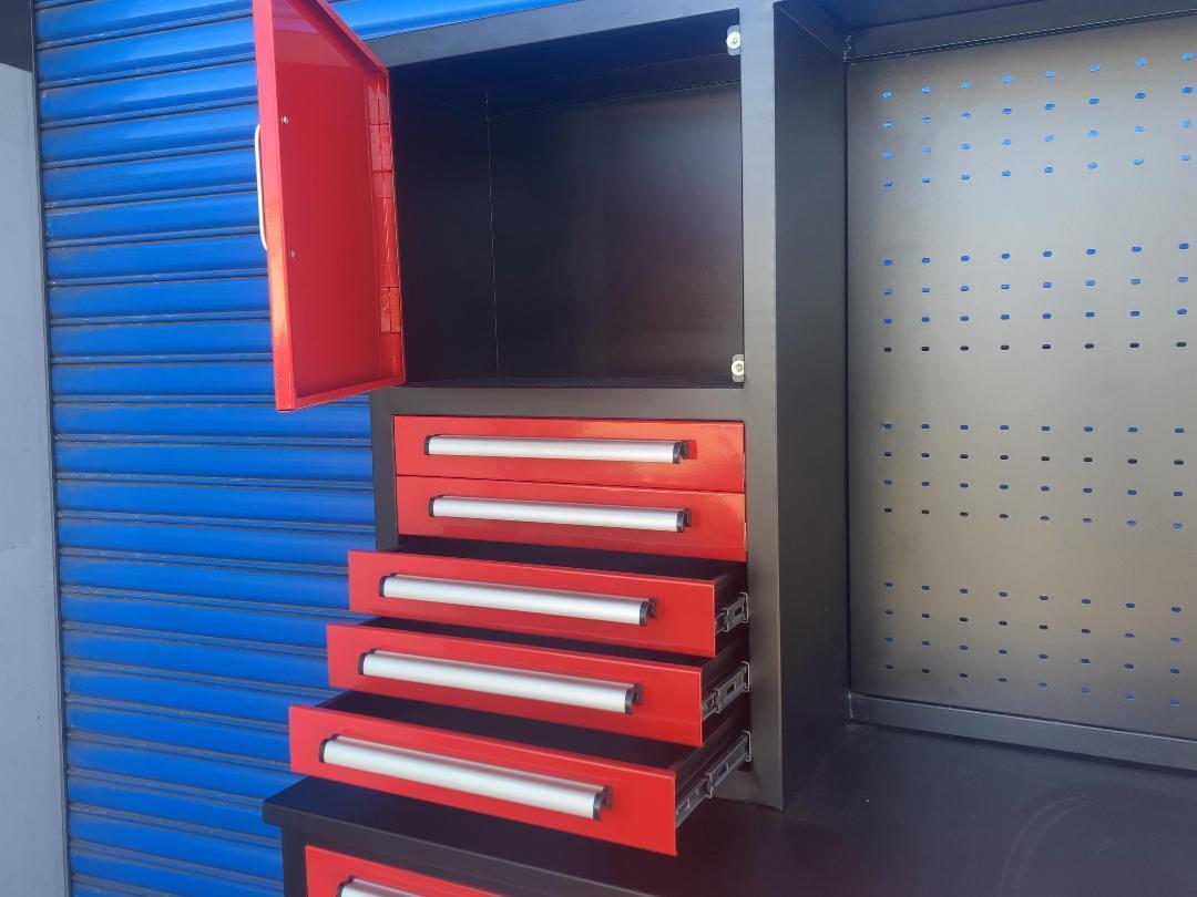 Photo '3' of Workbench - 40 Drawer / 2 Cupboard & Bench *NEW*