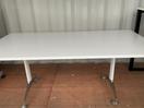 Thumbnail '5' of White Boost Flip Table