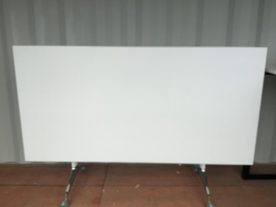 Photo '3' of White Boost Flip Table Photo '3' of White Boost Flip Table