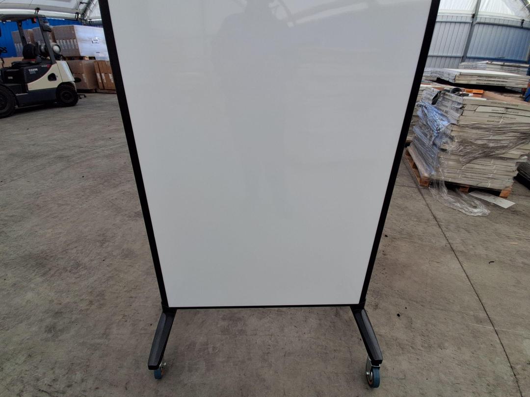 Photo '5' of Whiteboard / Divider Photo '5' of Whiteboard / Divider