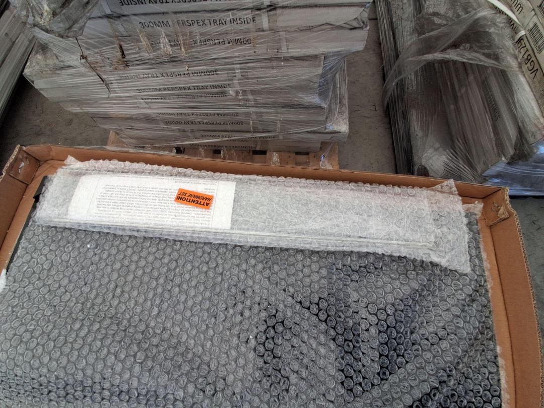 Photo '2' of Magnetic Glassboard Black