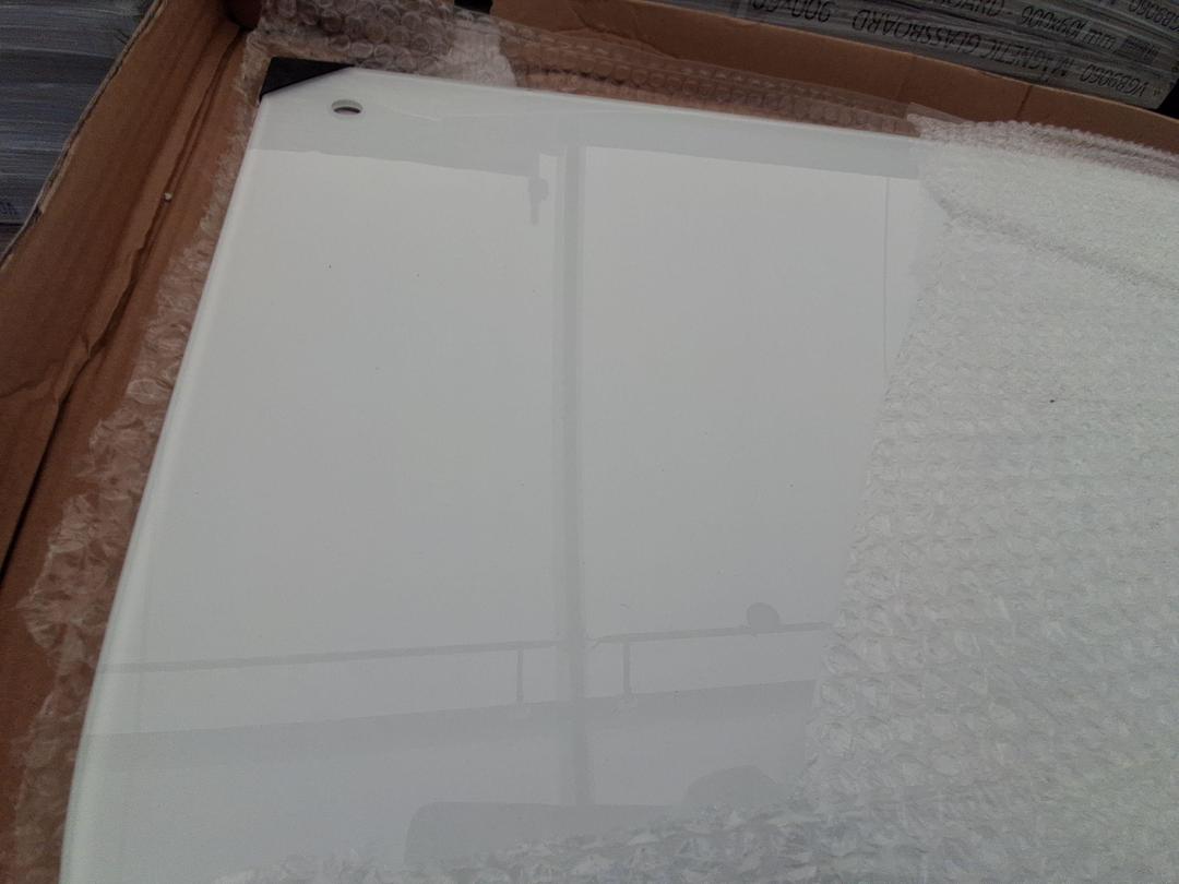 Photo '4' of Magnetic Glassboard White
