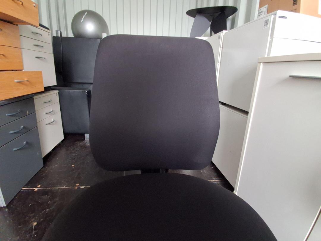 Photo '4' of Office Chair Photo '4' of Office Chair