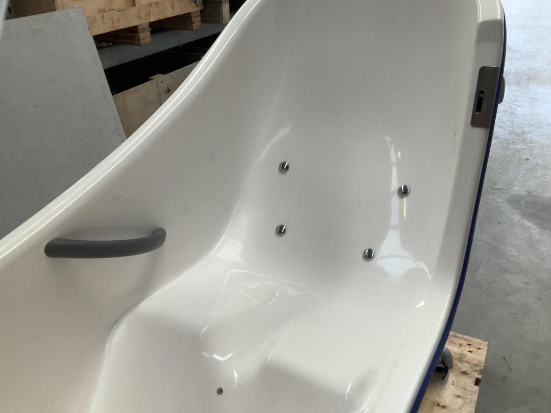 Photo '9' of ARJO - Parker 500 Assisted Bath System Photo '9' of ARJO - Parker 500 Assisted Bath System