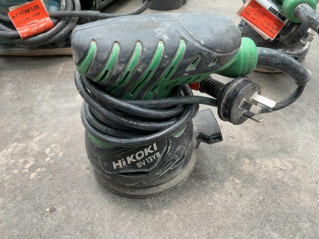 Photo '2' of Hitachi sander Photo '2' of Hitachi sander