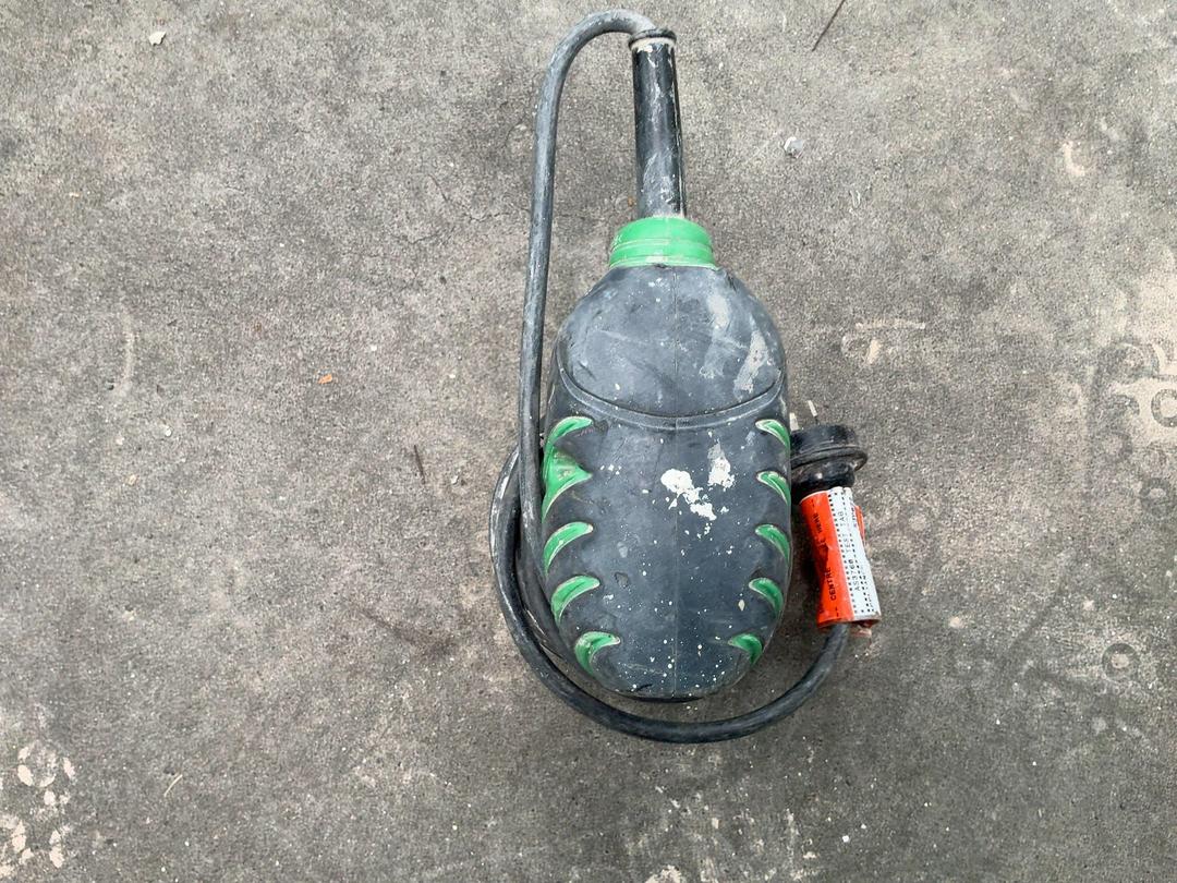 Photo '3' of Hitachi sander