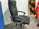 Thumbnail '2' of Office Chair